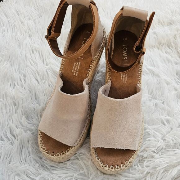 TOMS Marisol Beige Suede Strappy Wedge Espadrille Sandals Size 7 - Picture 2 of 6